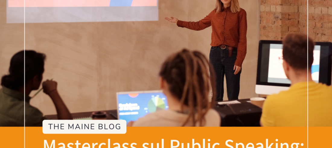 Masterclass Public Speaking per Assistenti di Direzione - Donna che illustra slide proiettata sul muro a persone sedute