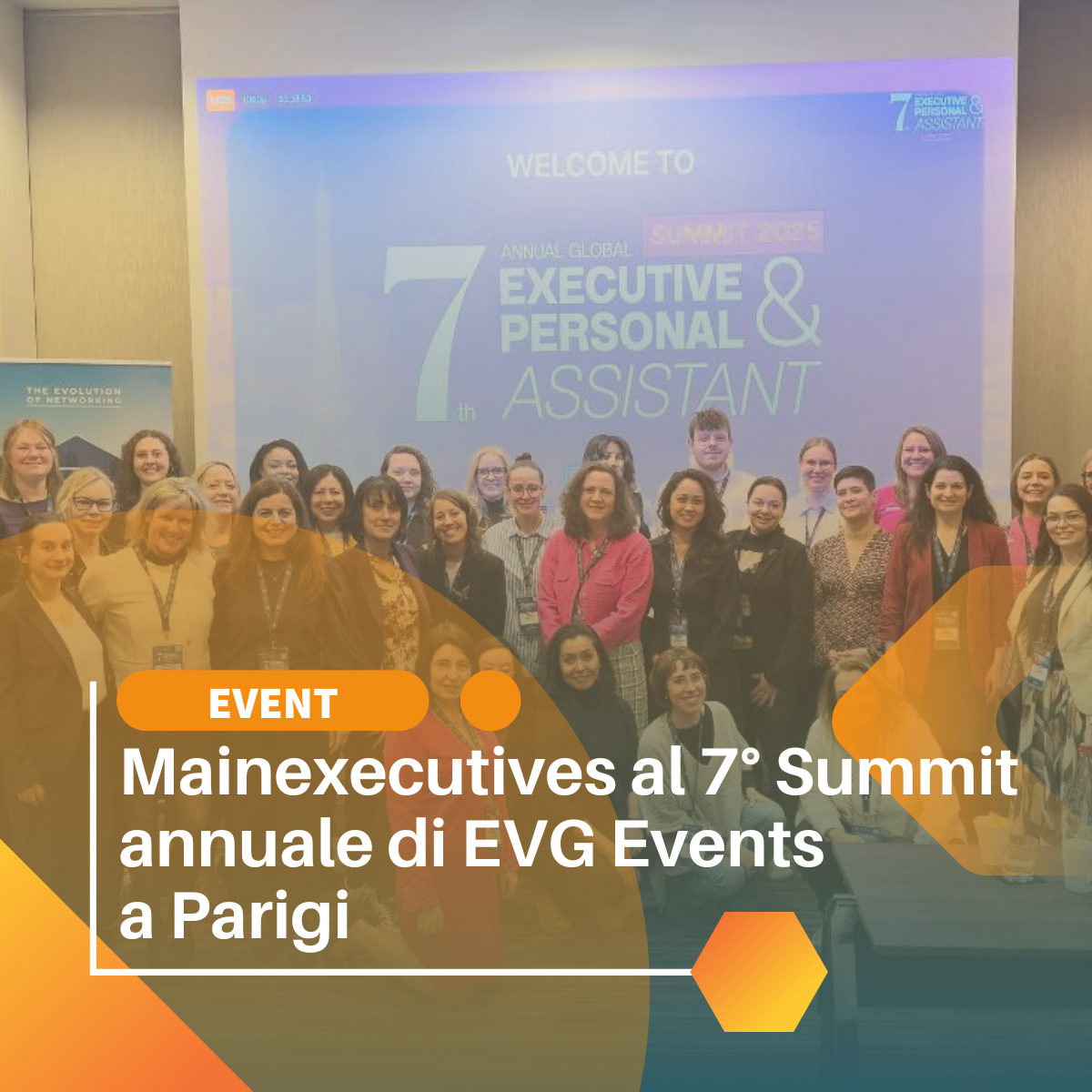 Gruppo di partecipanti al 7° Summit di EVG Events a Parigi